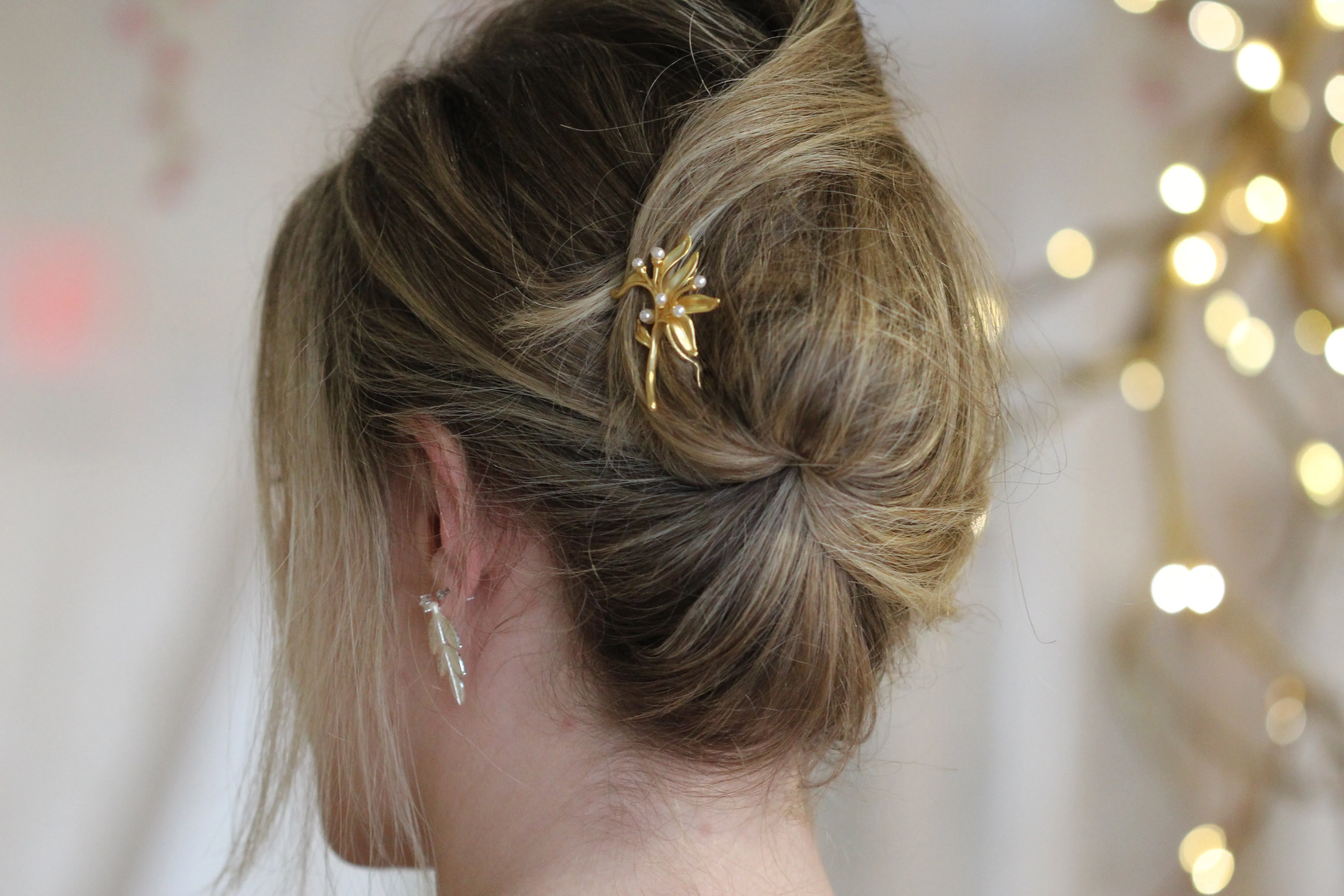 Pearls Bouquet Hair Prong